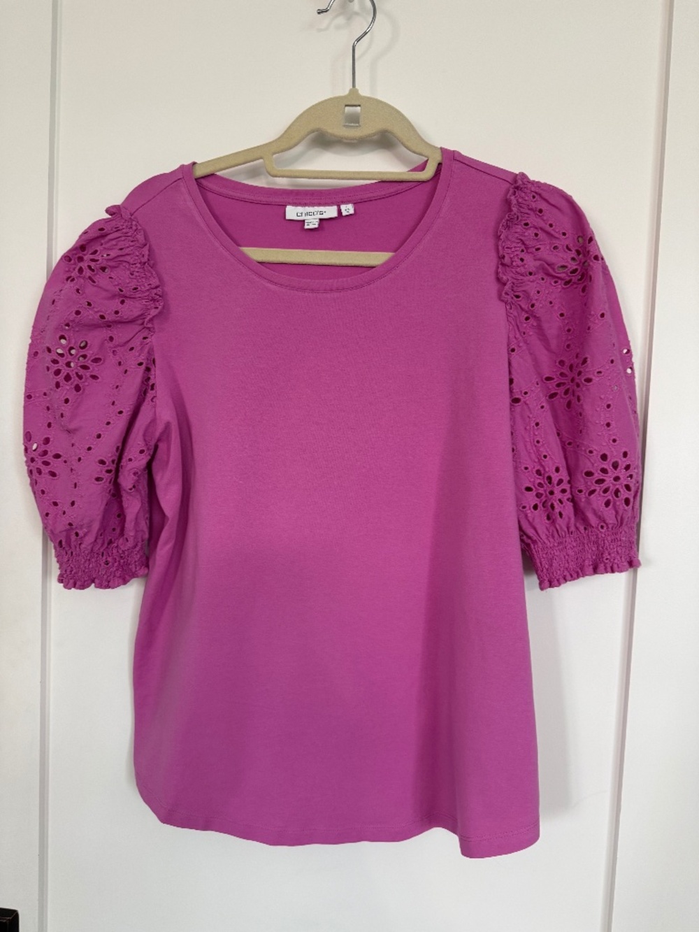 Chico's Eyelet Puff Sleeve Top Size 1 (US Size 10/12)